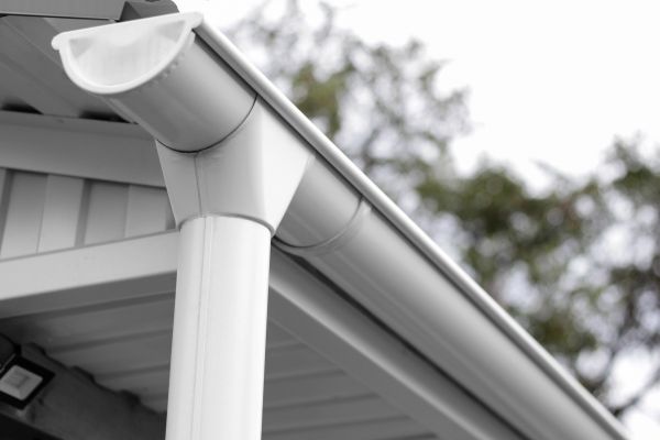 Vinyl Gutters Installation in Niles