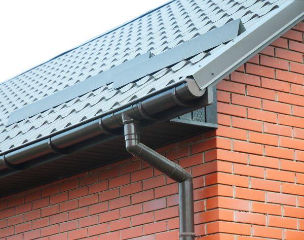 Roof Downspout Replacement in Niles